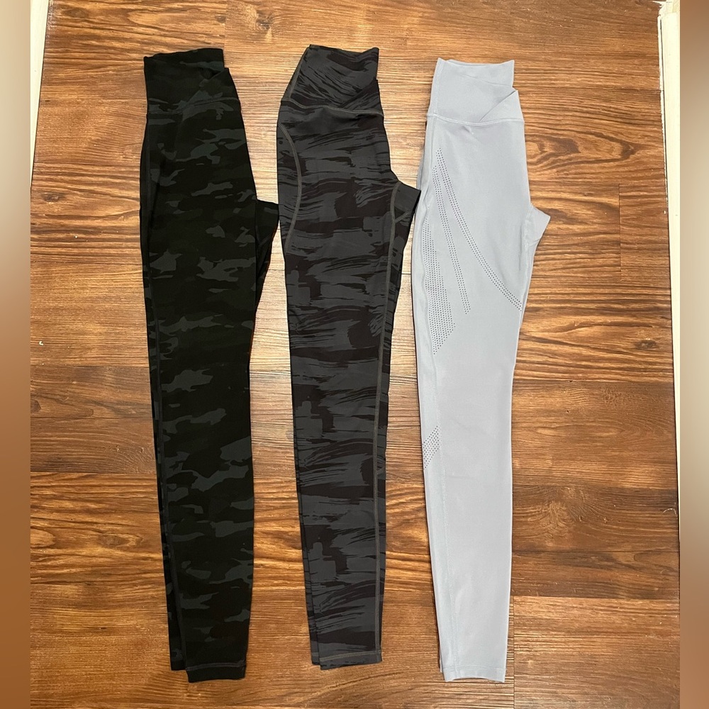 Alphalete Leggins Bundle Of Three